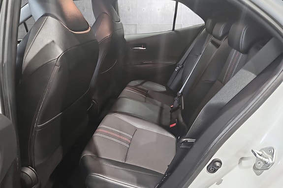 Toyota Corolla 11 of 23