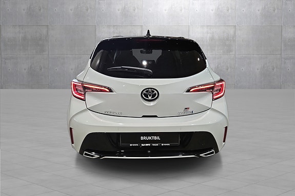 Toyota Corolla 4 of 23