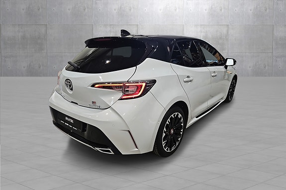 Toyota Corolla 5 of 23