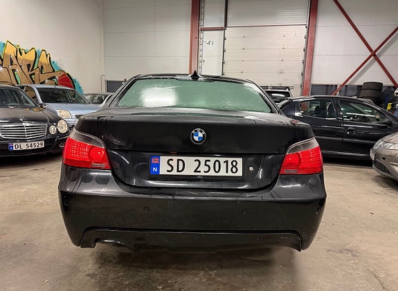 BMW 520i 10 of 20
