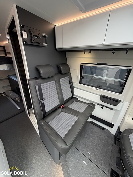 Adria Twin Supreme 640 SGX 2027 | 180HK Automat | ALDE Diesel & Strøm  | El. senkeseng | 4250kg | 3500kg 21 of 30