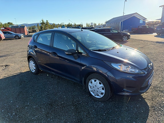 Ford Fiesta 3 of 24