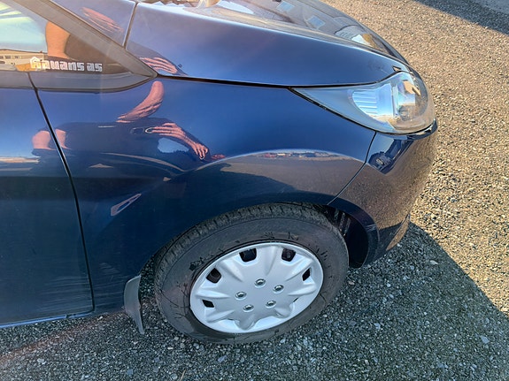 Ford Fiesta 11 of 24