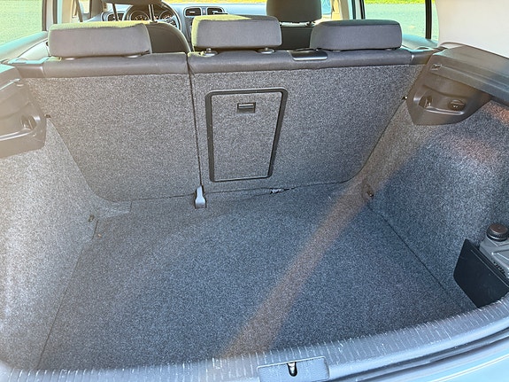 Volkswagen Golf VI 16 of 17