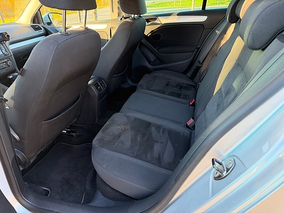 Volkswagen Golf VI 15 of 17