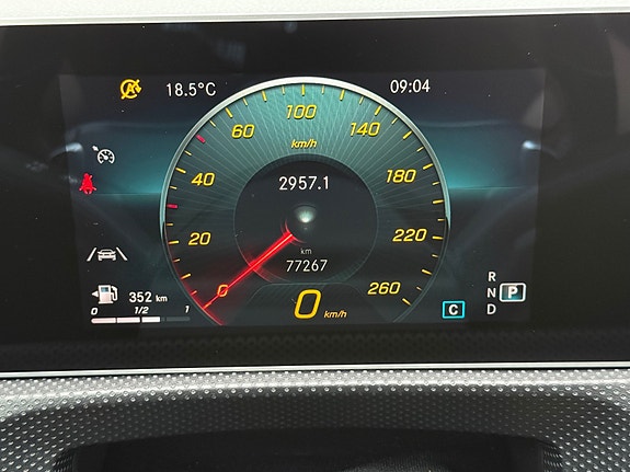 Mercedes-Benz A200 27 of 30