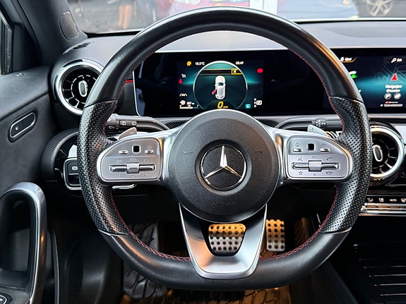 Mercedes-Benz A200 15 of 30