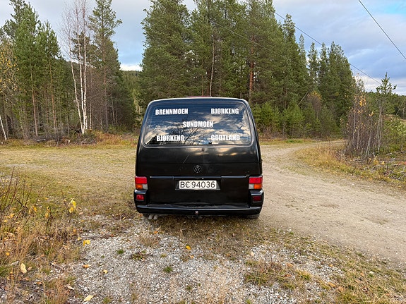 Volkswagen Caravelle 6 of 28