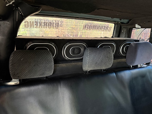 Volkswagen Caravelle 16 of 28