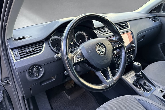 Skoda Octavia 23 of 30