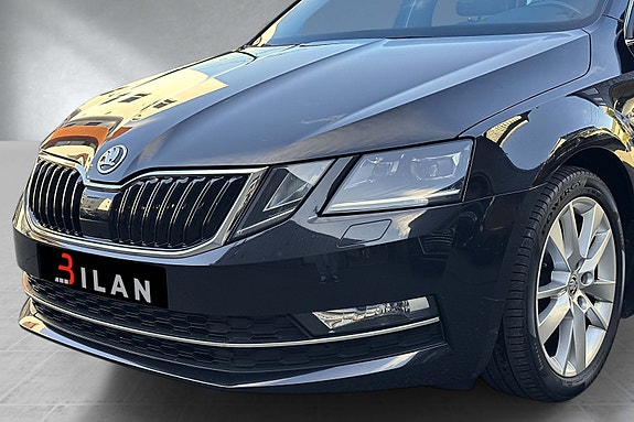 Skoda Octavia 2 of 30