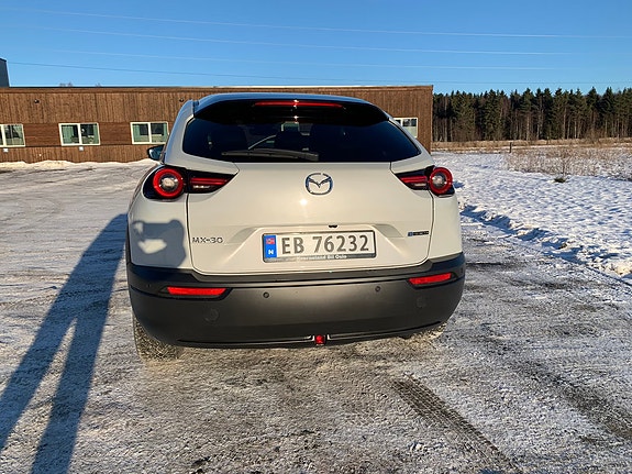 Mazda MX-30 3 of 7