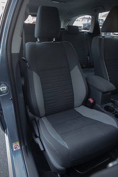 Toyota Auris 23 of 28