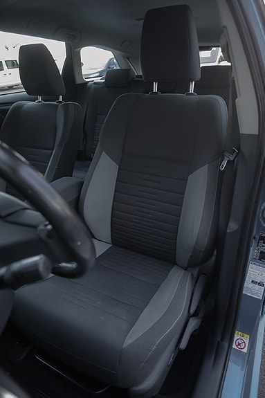 Toyota Auris 22 of 28