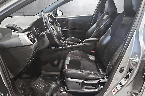 Toyota C-HR 9 of 25