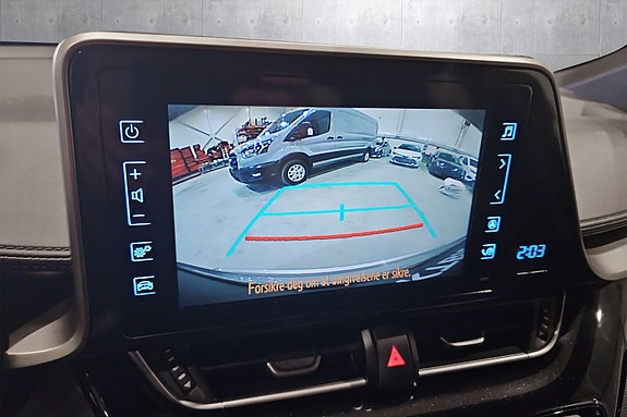 Toyota C-HR 24 of 25