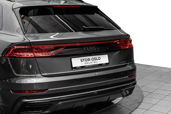 Audi Q8 6 of 29