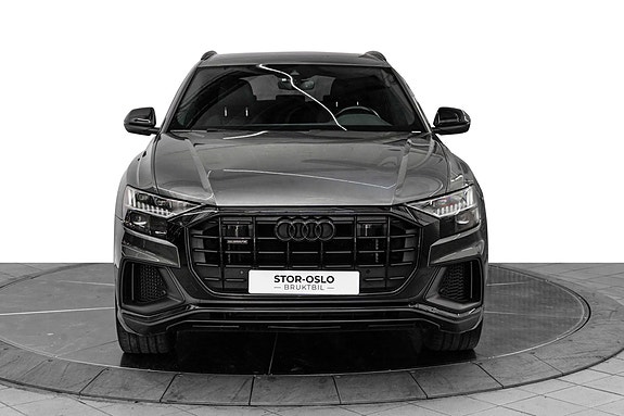 Audi Q8 3 of 29