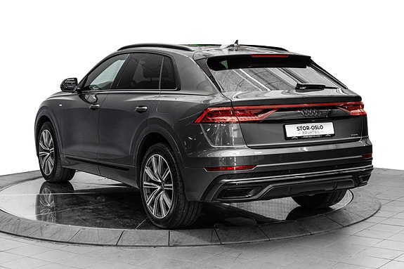 Audi Q8 5 of 29