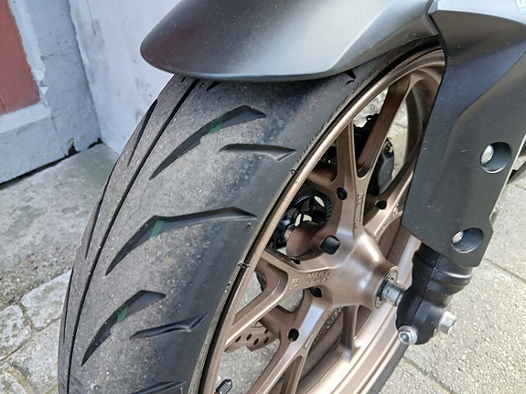 Honda CB 125 R 10 of 11