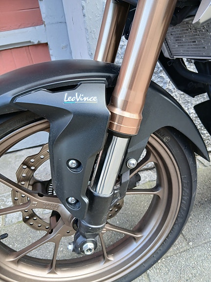 Honda CB 125 R 9 of 11