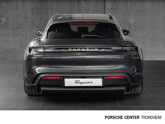 Porsche Taycan 4 7 of 30