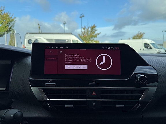 Citroen E-C4 27 of 30