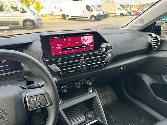 Citroen E-C4 20 of 30