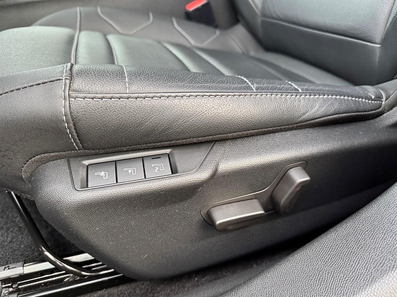 Citroen E-C4 14 of 30