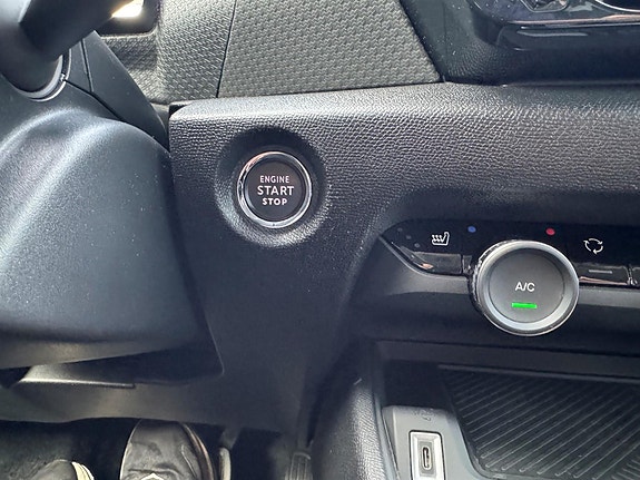 Citroen E-C4 24 of 30