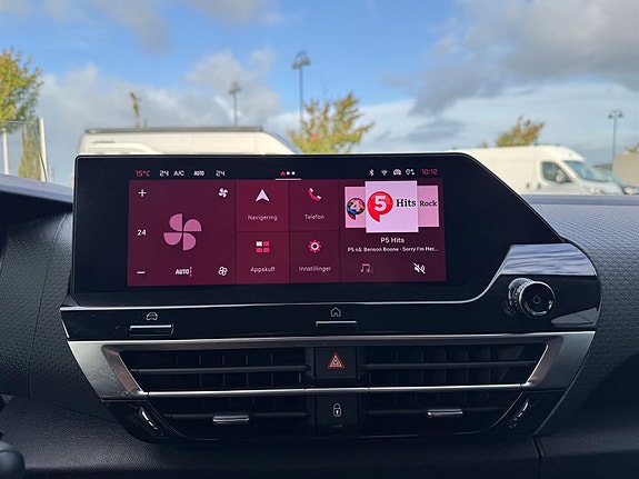 Citroen E-C4 25 of 30