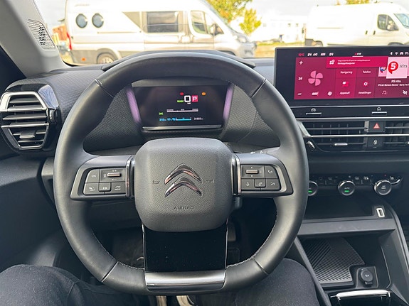 Citroen E-C4 16 of 30