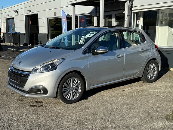 Peugeot 208 7 of 30