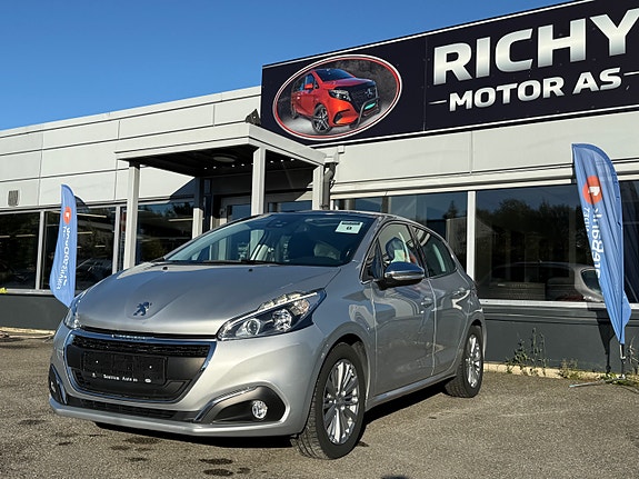 Peugeot 208 4 of 30