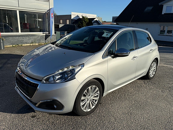 Peugeot 208 22 of 30