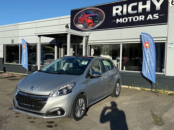 Peugeot 208 5 of 30