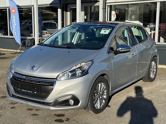 Peugeot 208 6 of 30