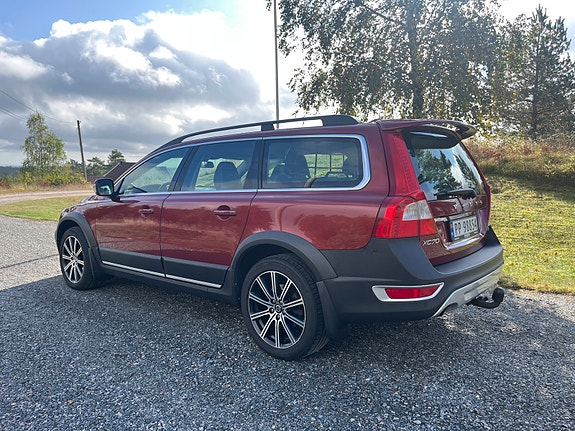 Volvo XC70 4 of 14