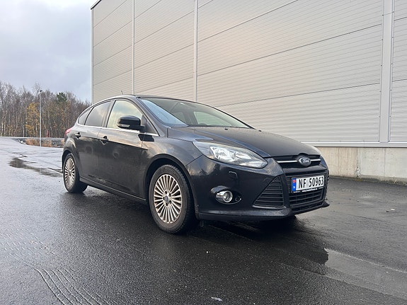 Ford Focus 2 of 16