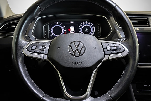 Volkswagen Tiguan 18 of 18