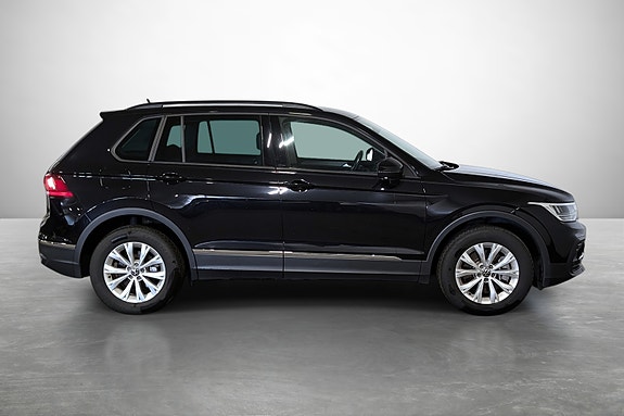Volkswagen Tiguan 7 of 18