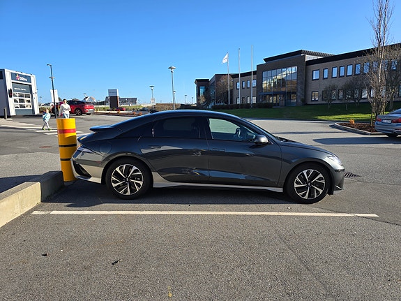 Hyundai Ioniq 6 11 of 12