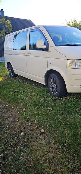 Volkswagen Transporter 3 of 6
