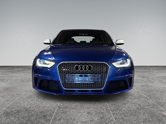 Audi RS4 8 of 29