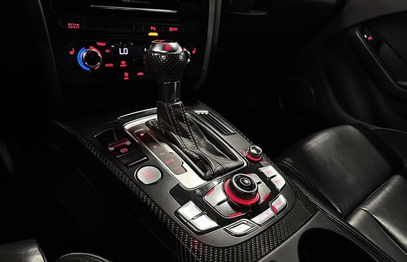 Audi RS4 26 of 29