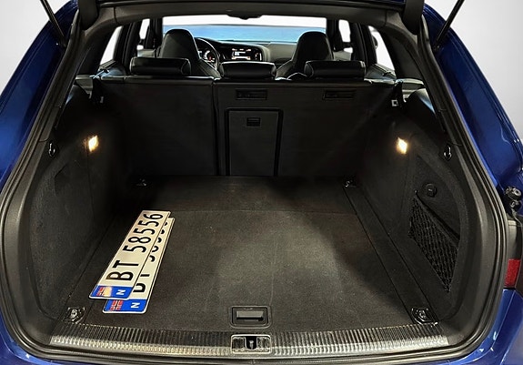 Audi RS4 29 of 29