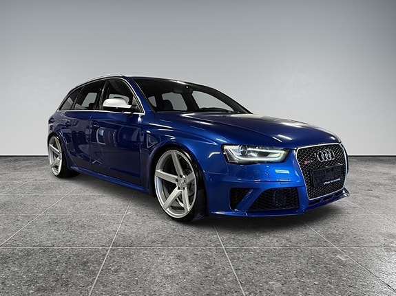 Audi RS4 9 of 29