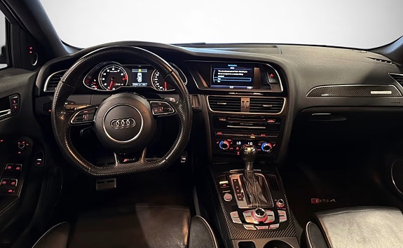 Audi RS4 16 of 29