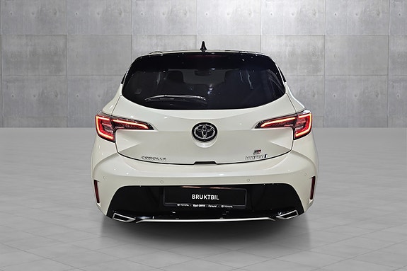 Toyota Corolla 4 of 25