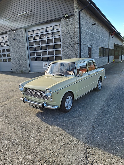 Fiat 1100 8 of 8